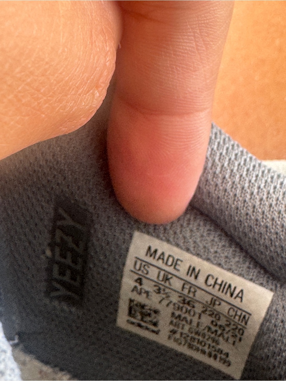 YEEZY BOOST 700 'WASH ORANGE' 4 - Picture 5 of 5